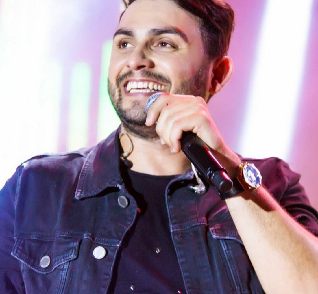 [ Mano Walter anuncia, com exclusividade ao Pida, que gravará música com Léo Santana este ano! ]