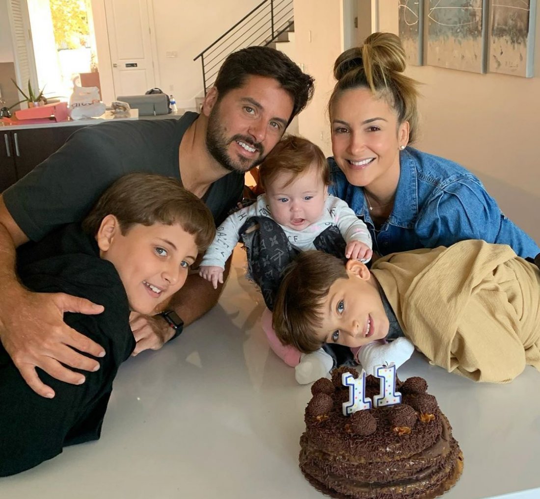 [Claudia Leitte comemora o aniversário de 11 anos do seu filho]