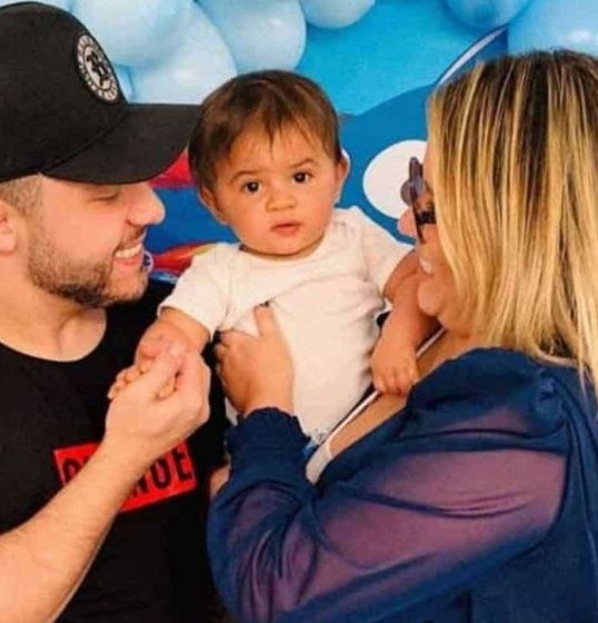 Marília Mendonça comemora 8 meses do seu filhinho Léo Marília Mendonça comemora 8 meses do seu filhinho Léo