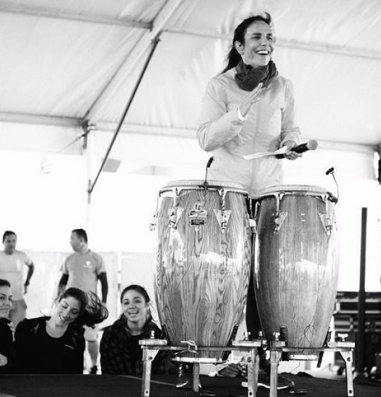 Ivete Sangalo revela mais uma super participação no DVD Live Experience