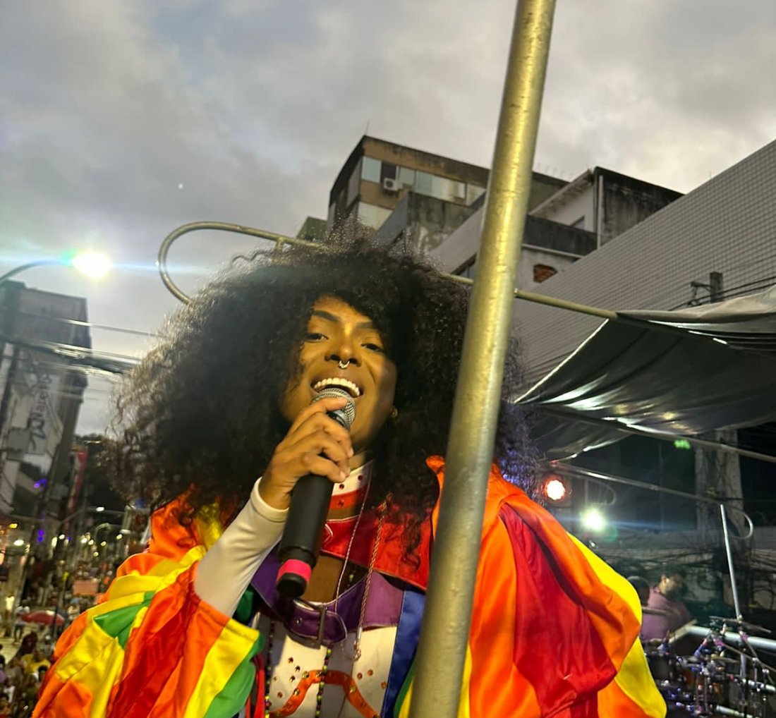 [A Dama releva inspirações para os figurinos da folia em 2024]