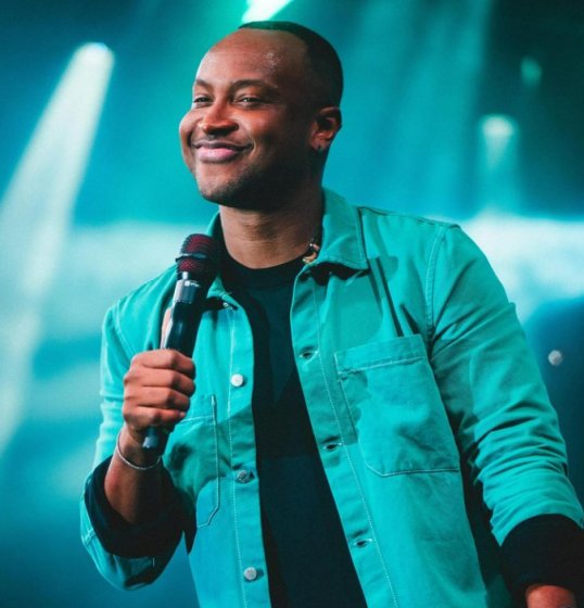 Thiaguinho Anuncia Turnê ‘Tardizinha 2025’ em Salvador e Shows Internacionais: Confira mais informações