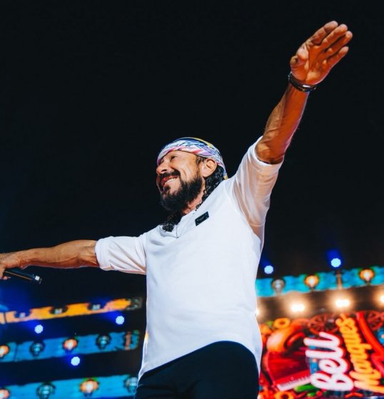 Bell Marques, Rey Vaqueiro e Mestrinho comandam primeira noite do Circuito Luiz Gonzaga no São João de Cruz