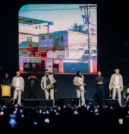 Tava Escrito reúne Xande de Pilares, Revelação, Ivete e Sorriso Maroto neste sábado em Salvador Tava Escrito reúne Xande de Pilares, Revelação, Ivete e Sorriso Maroto neste sábado em Salvador
