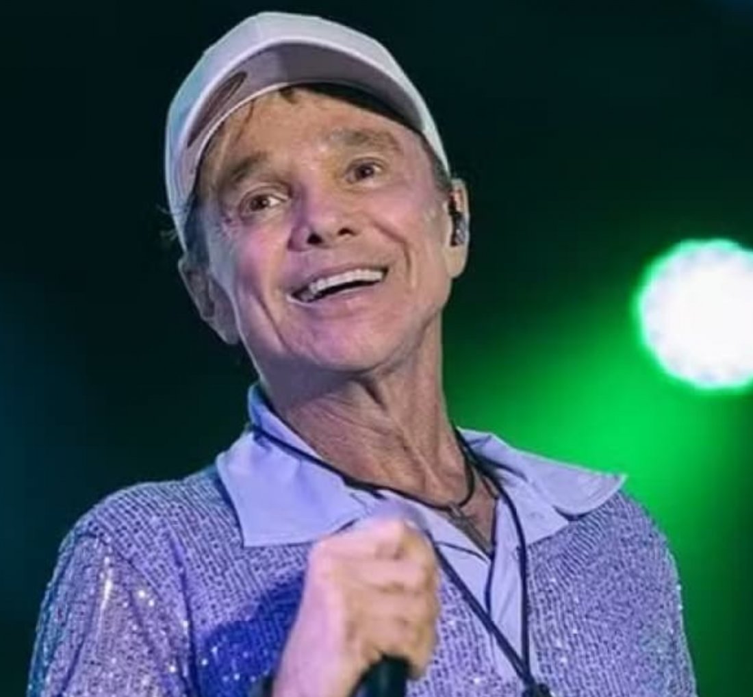 [Morre o cantor Netinho, voz marcante do Axé Music, aos 60 anos em Salvador]